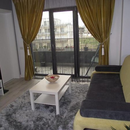 Natalia Apartment Năvodari Екстериор снимка